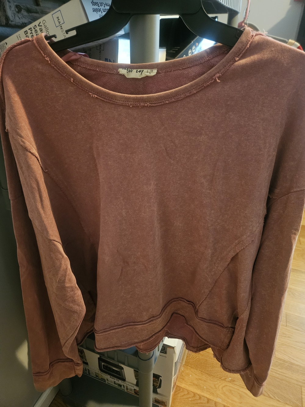 Women's Washed Rose Crewneck Pullover Sweatshirt